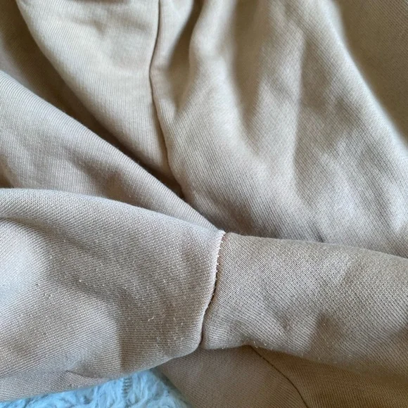 Aritzia Super World™ THE SUPER FLEECE™ Oversized Sweatpant - Picture 11 of 11